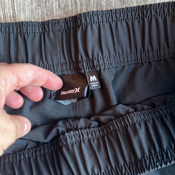 Woman’s Hurley boardshort - Picture 3 of 3